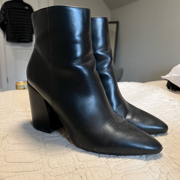 Women’s Leather Boots - Picture 2 of 3